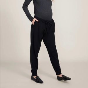 Hatch cashmere black jogger set